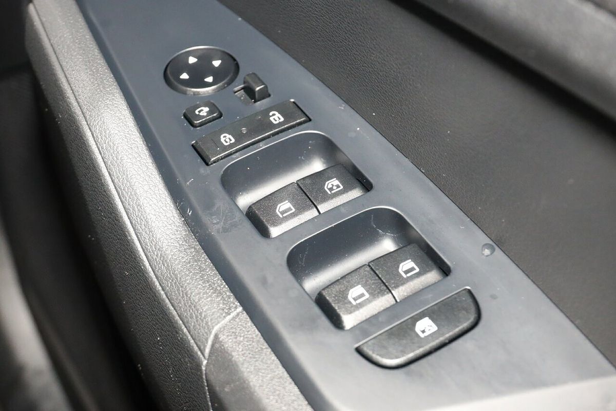 2024 Kia Sportage S NQ5