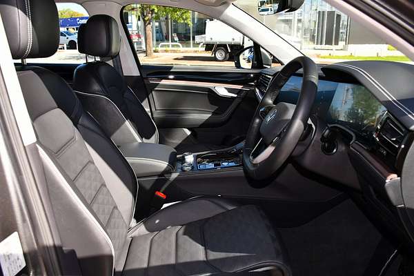 2024 Volkswagen Touareg 210TDI Elegance RC