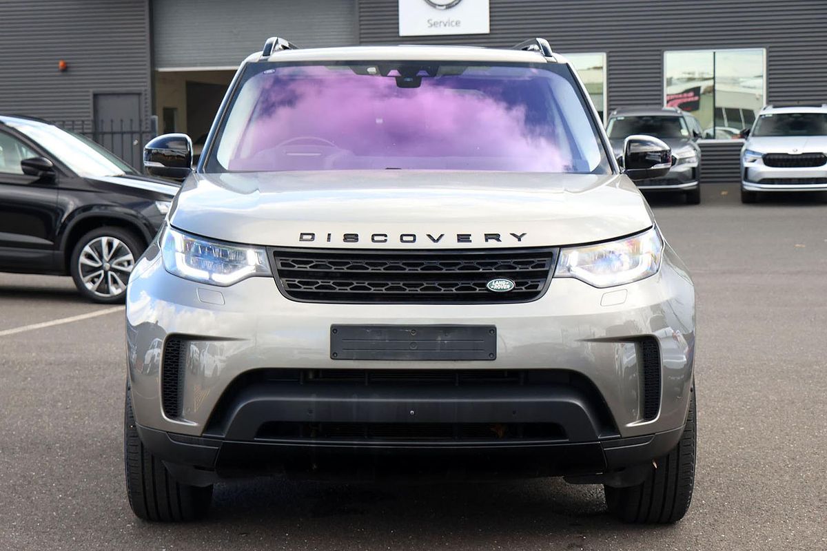 2017 Land Rover Discovery SD4 SE Series 5