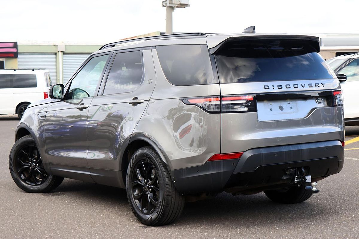 2017 Land Rover Discovery SD4 SE Series 5