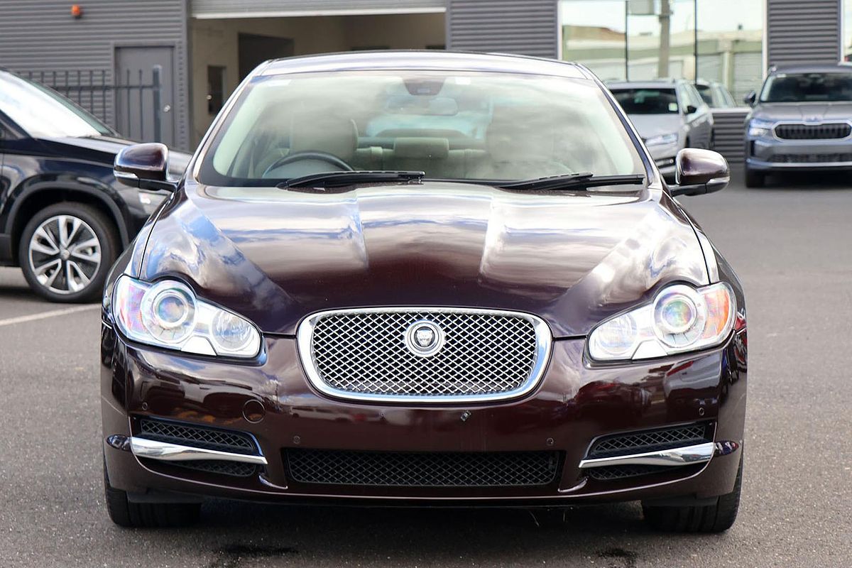 2010 Jaguar XF S Luxury X250