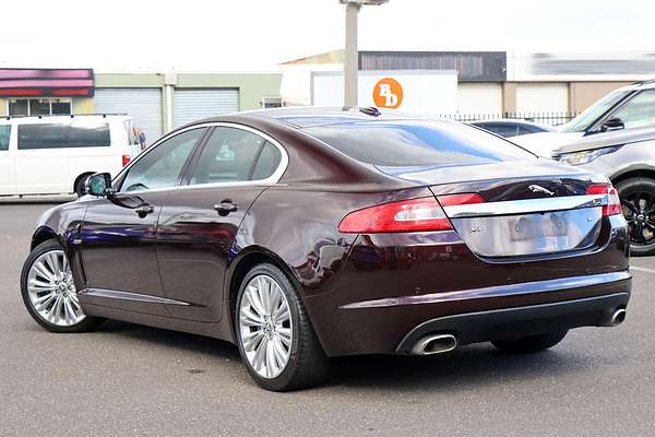 2010 Jaguar XF S Luxury X250