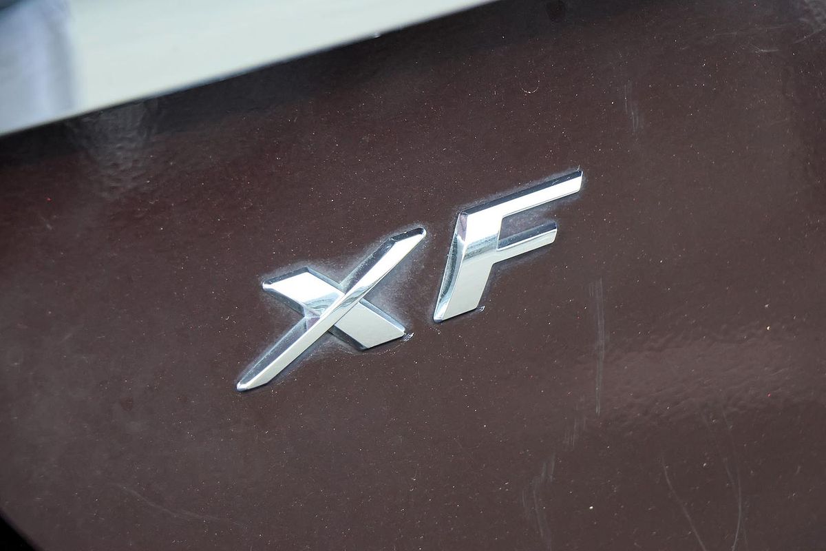 2010 Jaguar XF S Luxury X250