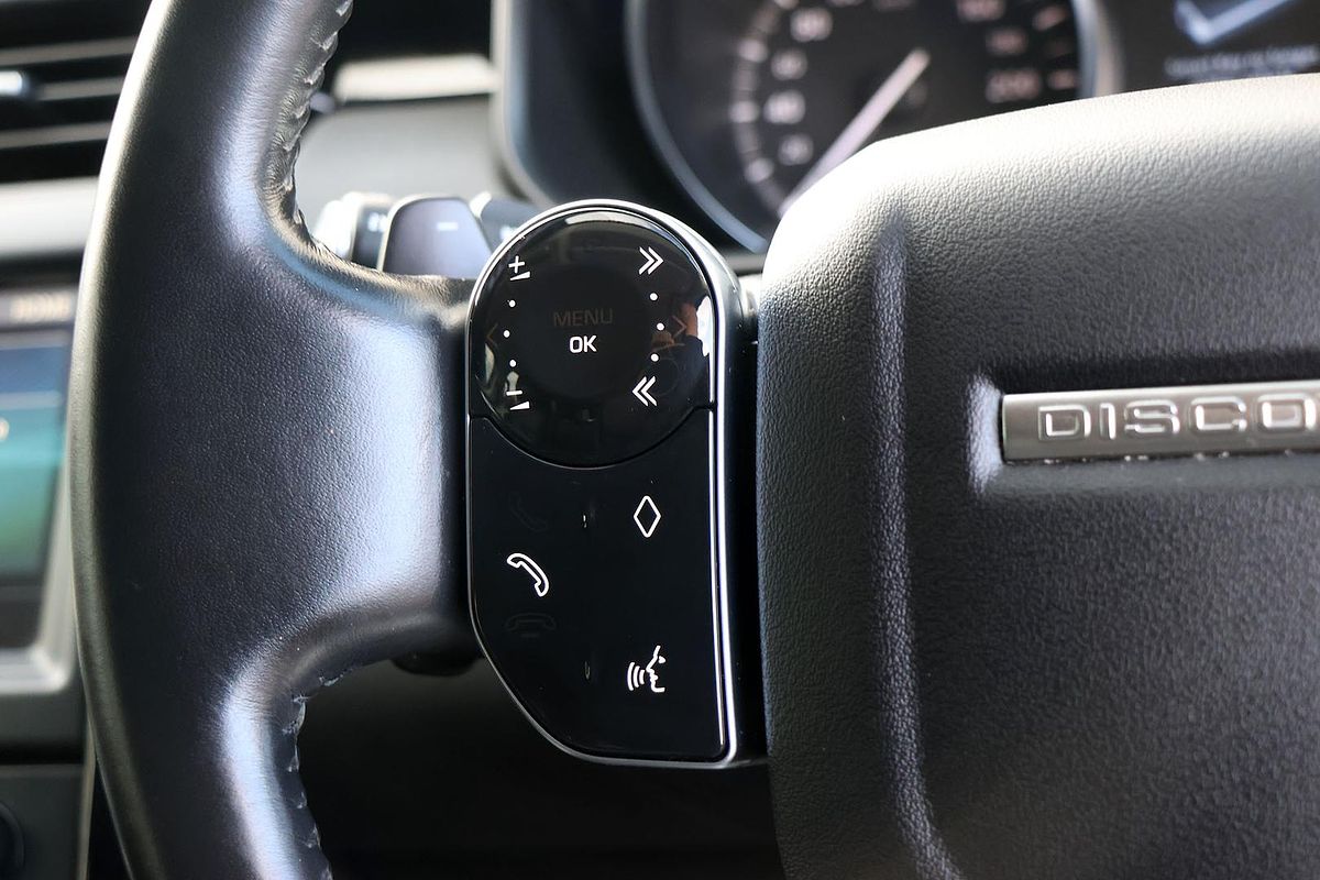 2018 Land Rover Discovery SD4 SE Series 5