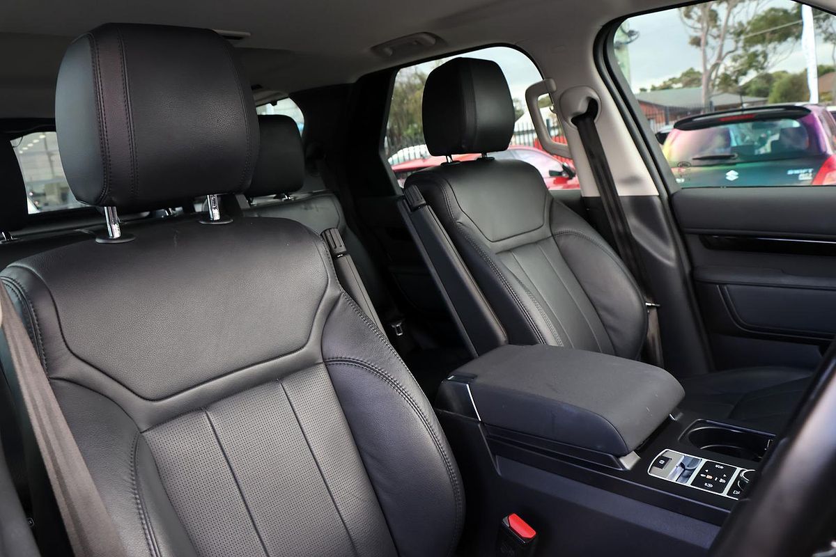 2018 Land Rover Discovery SD4 SE Series 5