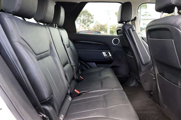 2018 Land Rover Discovery SD4 SE Series 5