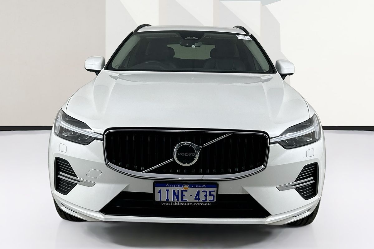 2022 Volvo XC60 Plus B5