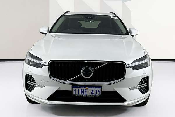 2022 Volvo XC60 Plus B5