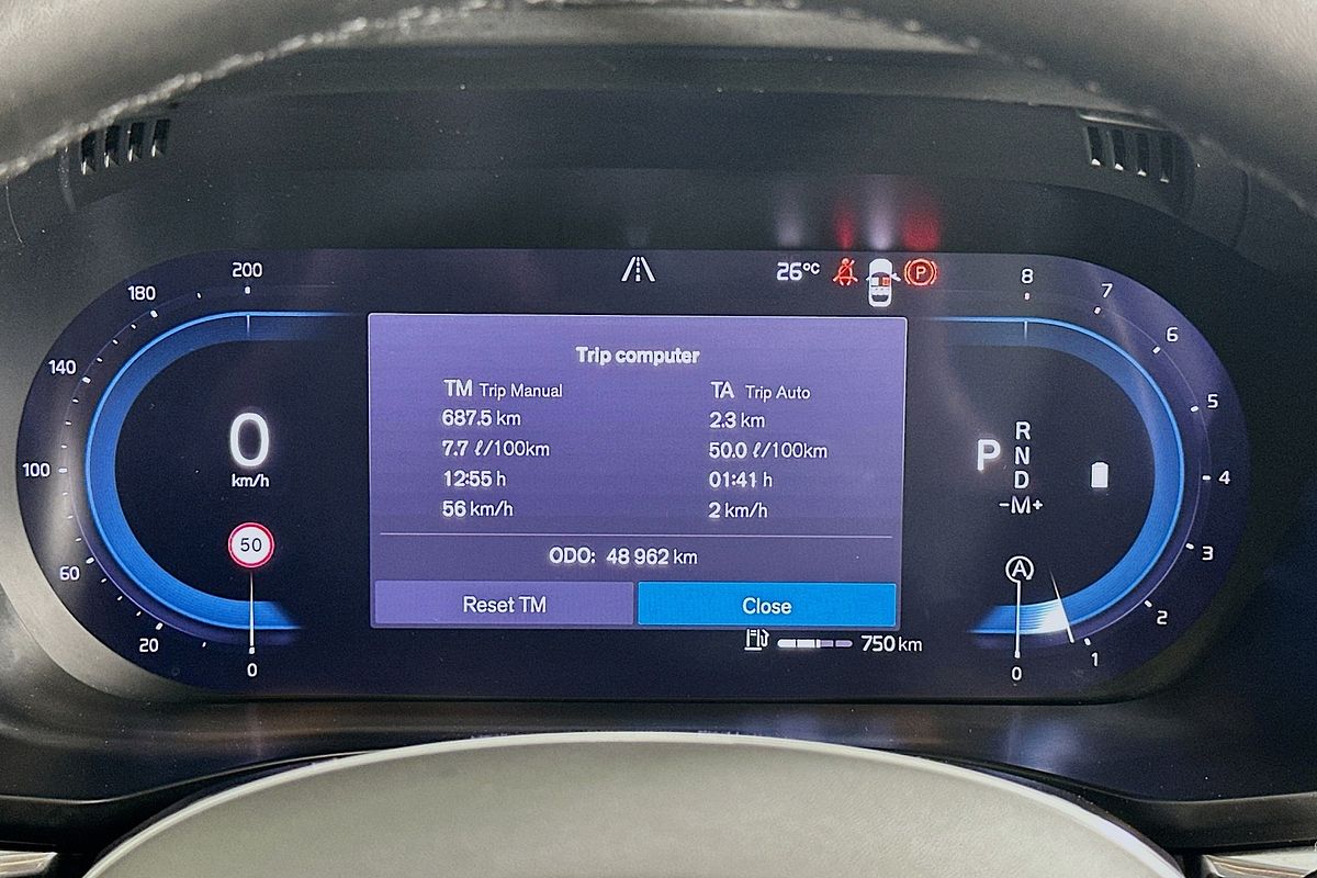 2022 Volvo XC60 Plus B5