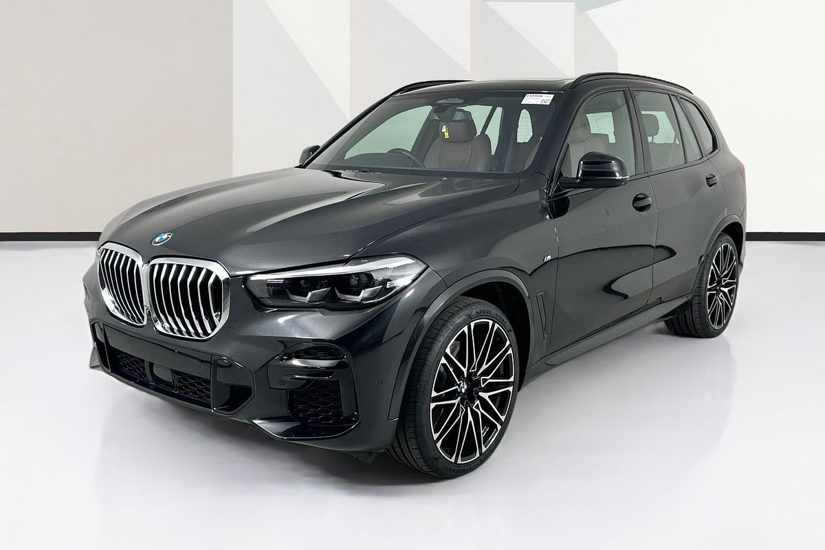 2023 BMW X5 xDRIVE30d M SPORT G05