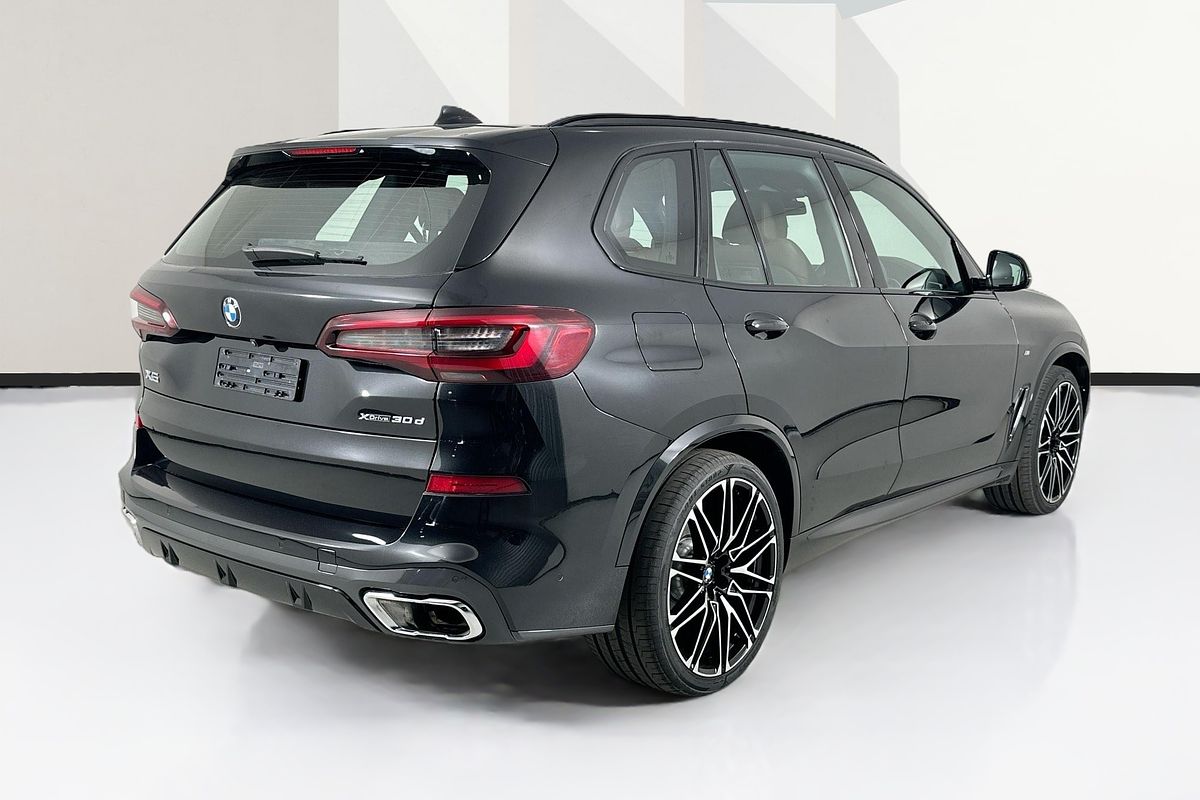 2023 BMW X5 xDRIVE30d M SPORT G05