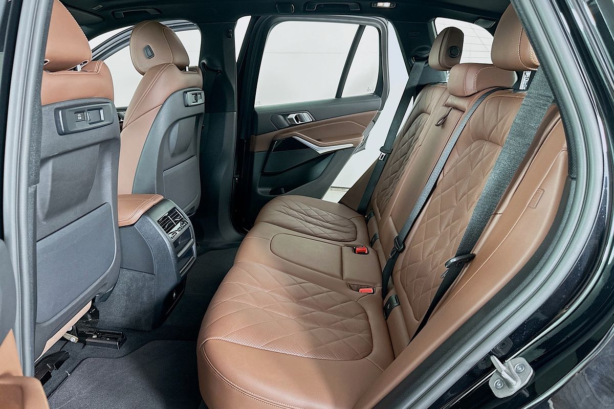 2023 BMW X5 xDRIVE30d M SPORT G05