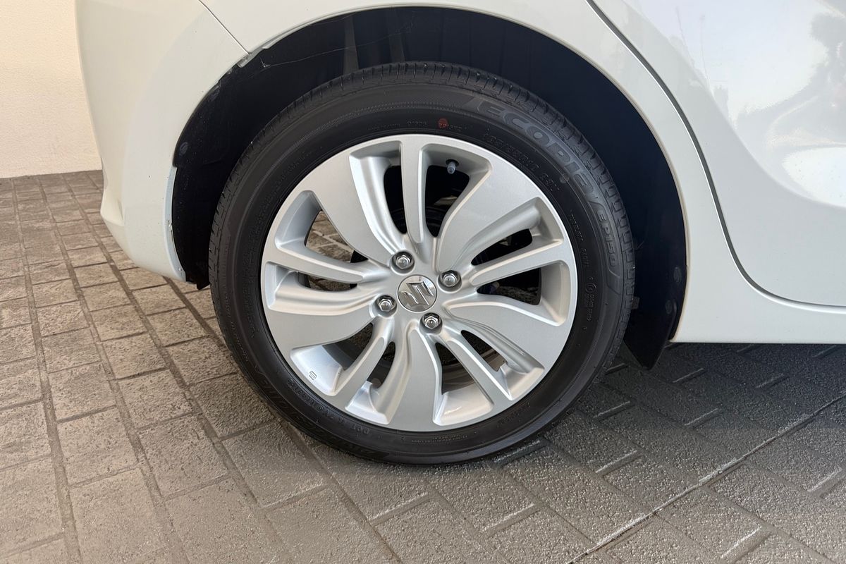 2019 Suzuki Swift GL Navigator AZ