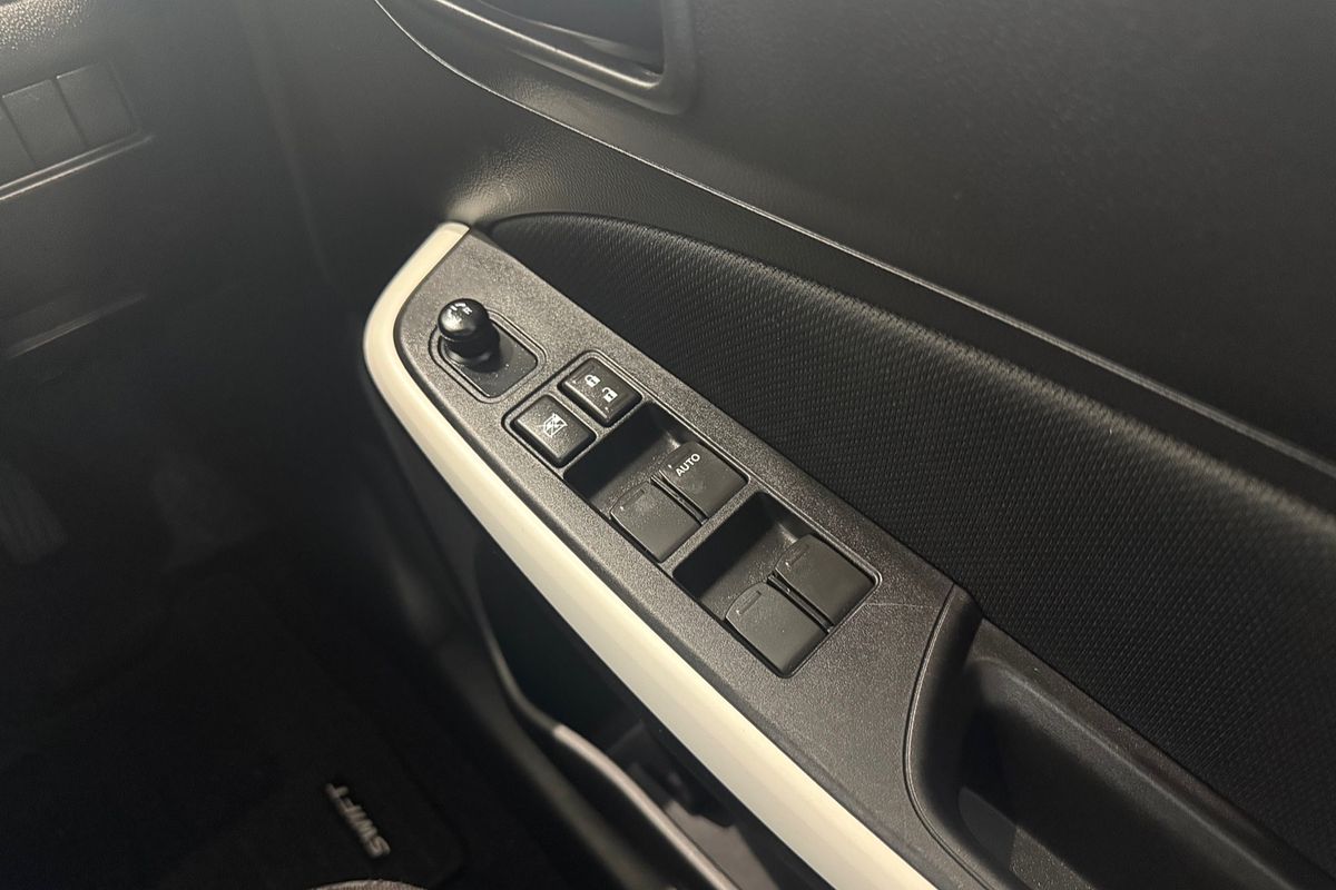 2019 Suzuki Swift GL Navigator AZ