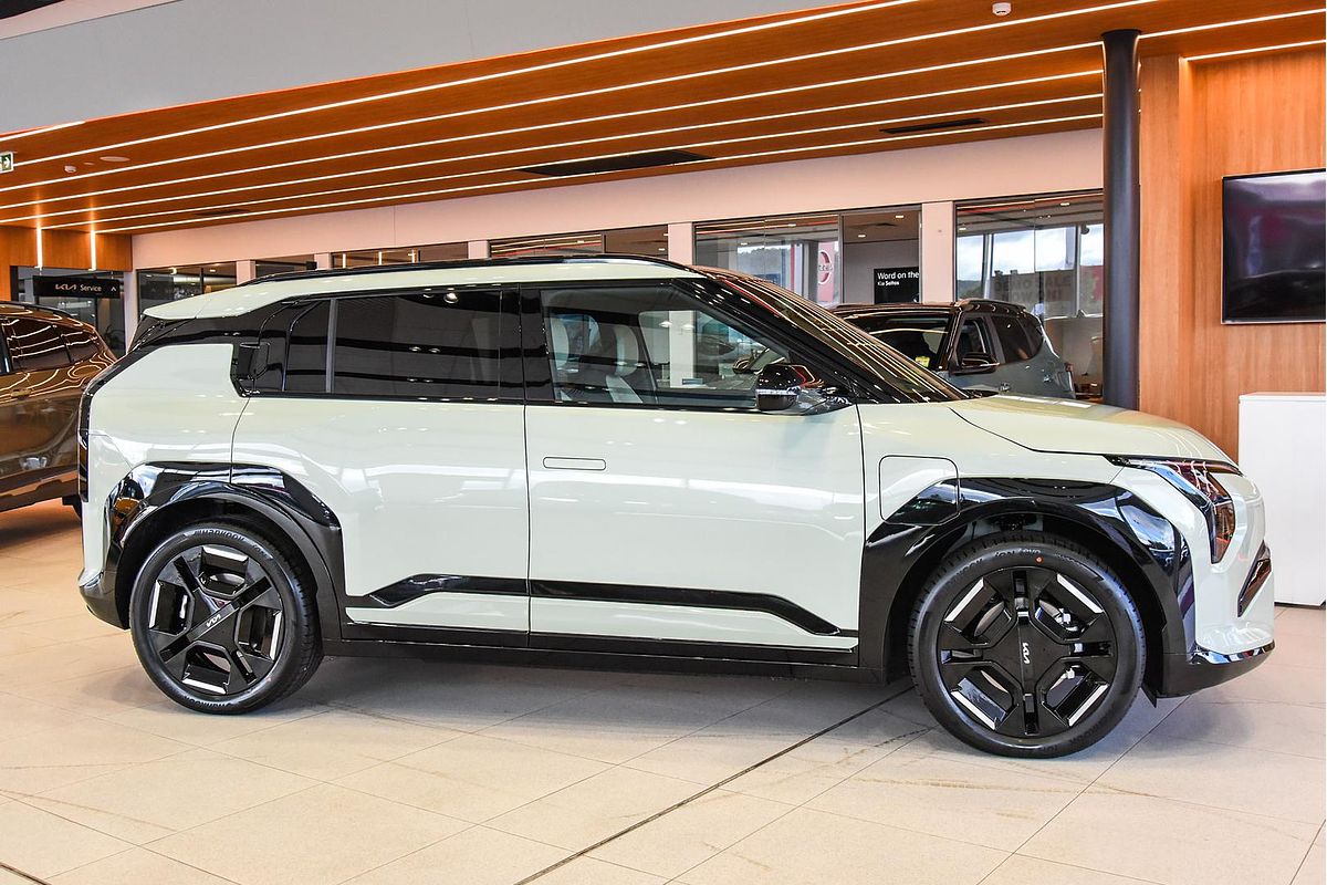 2025 Kia EV3 GT-Line Long Range SV
