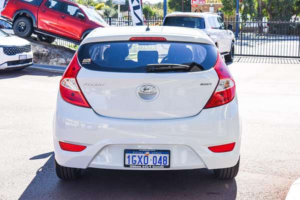 2017 Hyundai Accent Active RB4