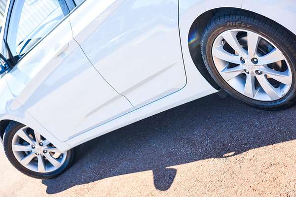 2017 Hyundai Accent Active RB4