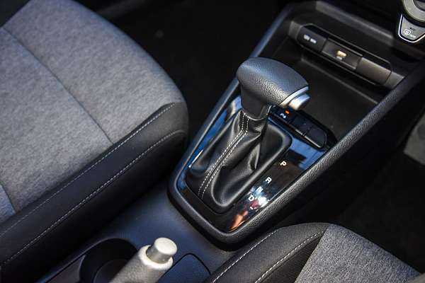 2024 Kia Stonic S YB