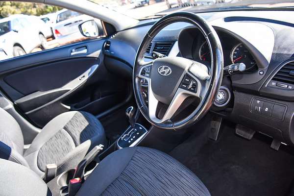 2017 Hyundai Accent Active RB4