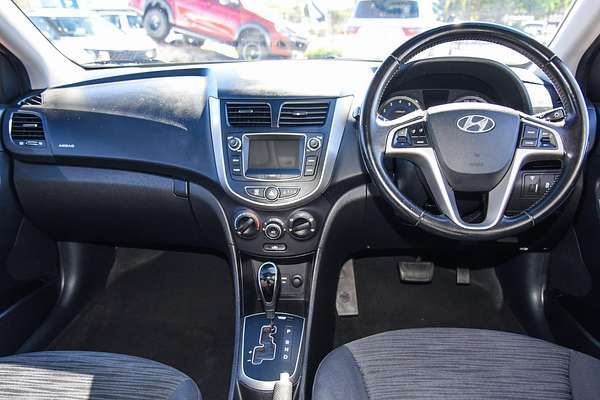 2017 Hyundai Accent Active RB4