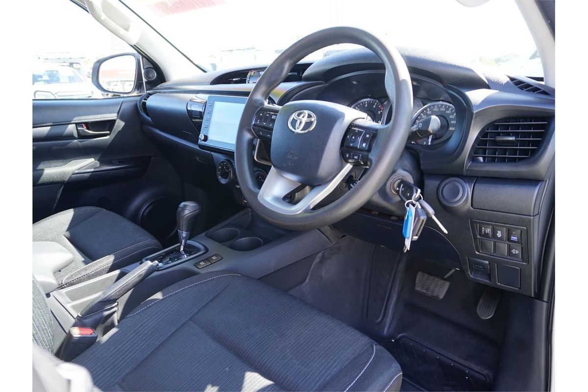 2020 Toyota Hilux SR GUN126R 4X4