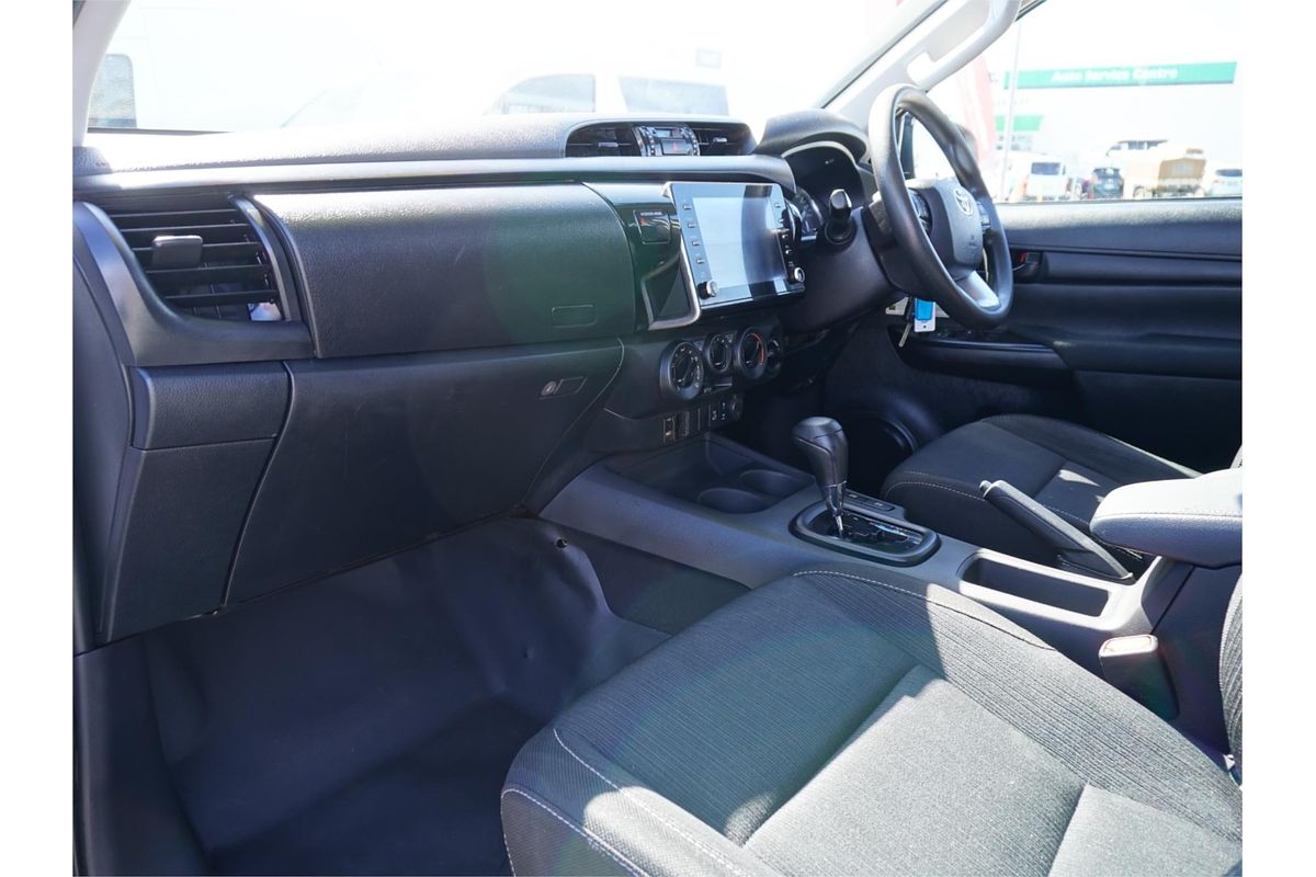 2020 Toyota Hilux SR GUN126R 4X4