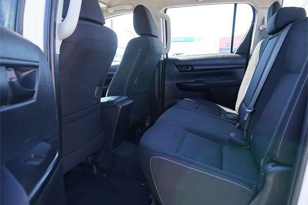 2020 Toyota Hilux SR GUN126R 4X4