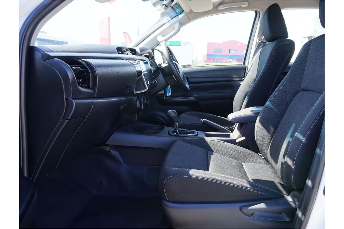 2020 Toyota Hilux SR GUN126R 4X4