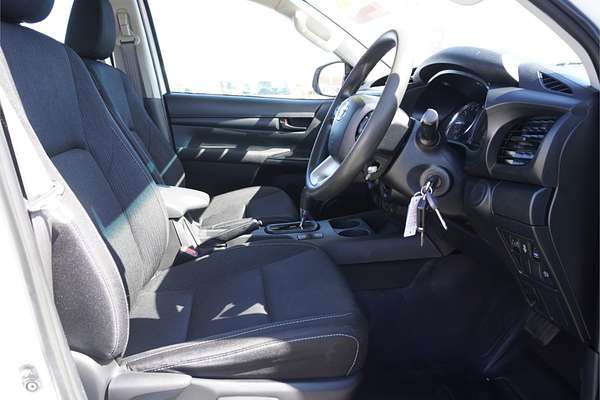 2020 Toyota Hilux SR GUN126R 4X4