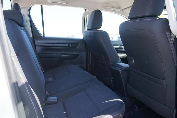 2020 Toyota Hilux SR GUN126R 4X4