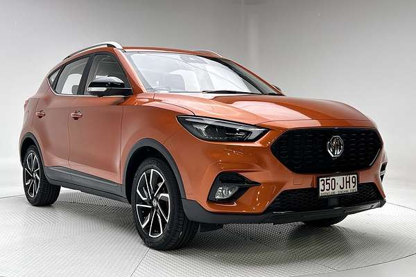 2023 MG ZST Essence