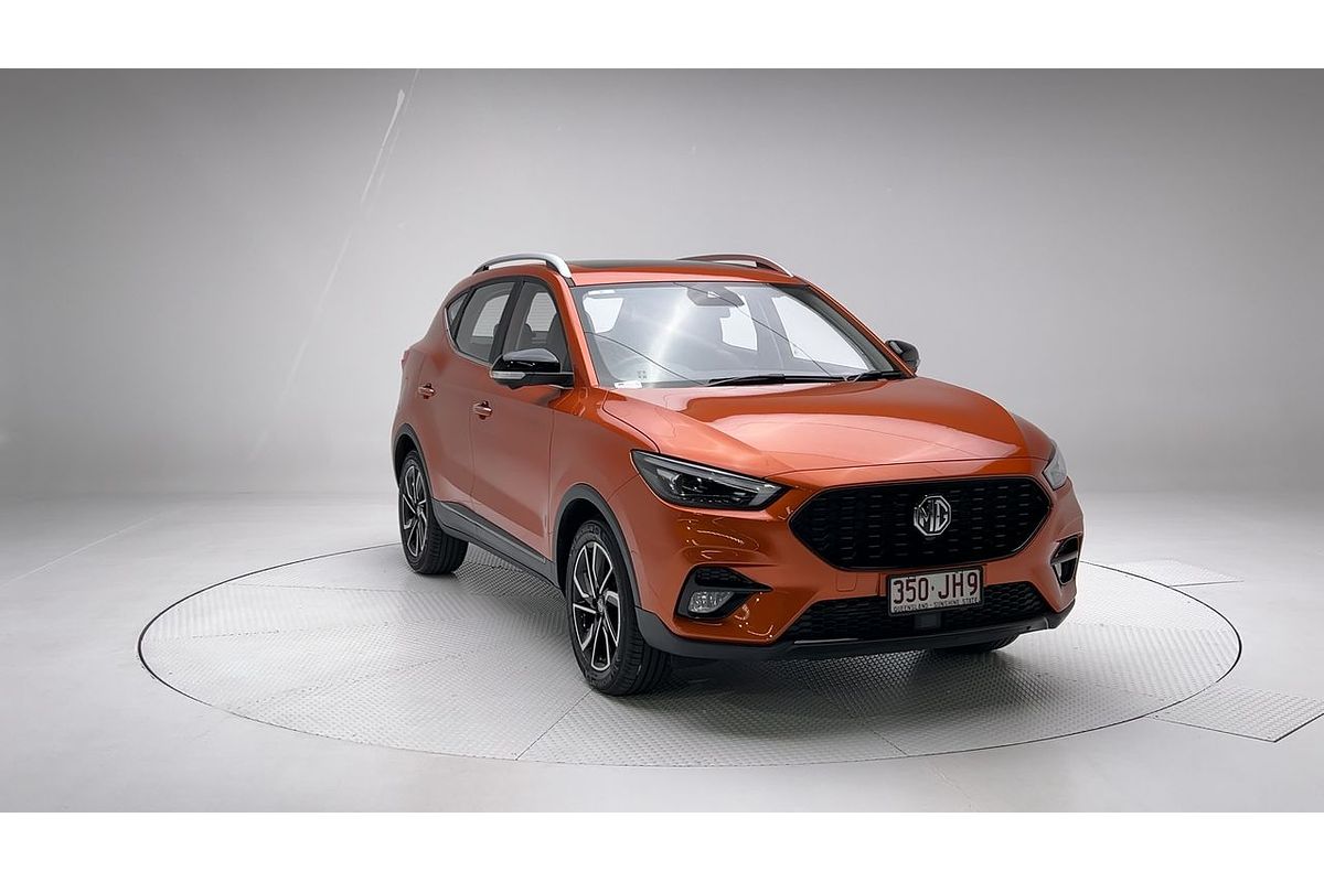 2023 MG ZST Essence