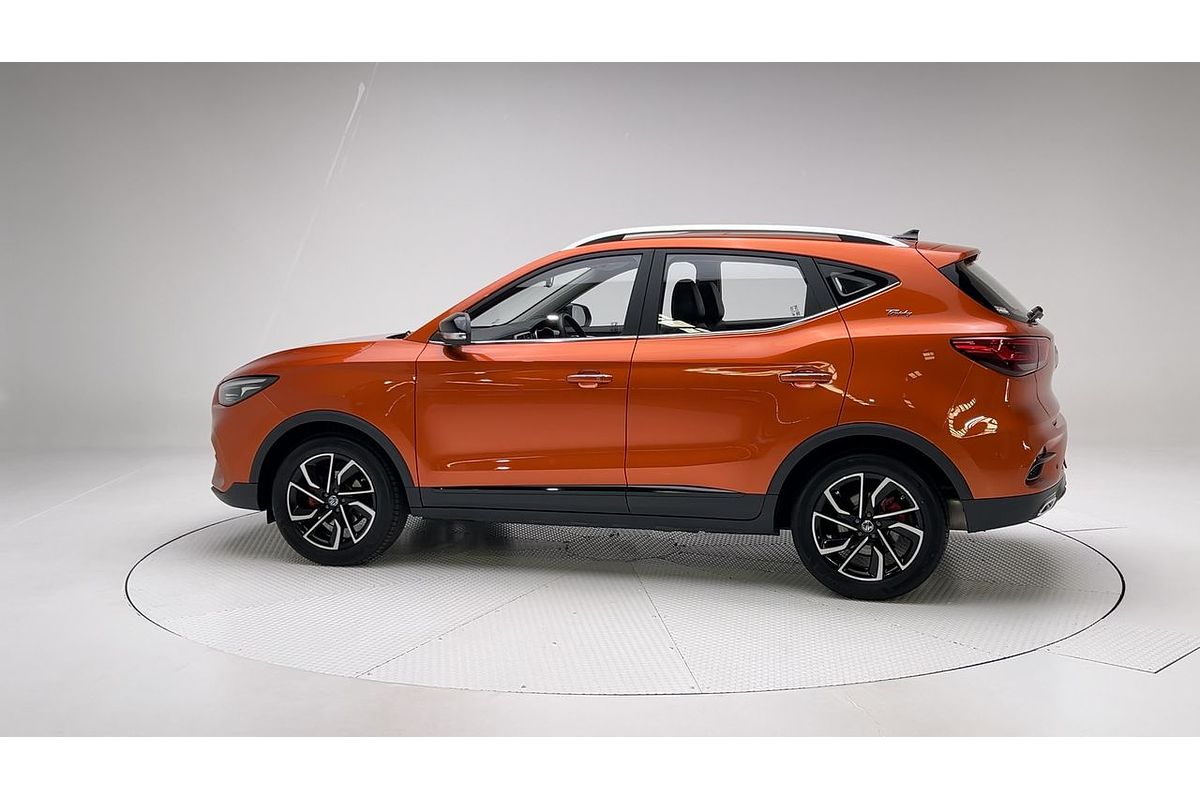 2023 MG ZST Essence