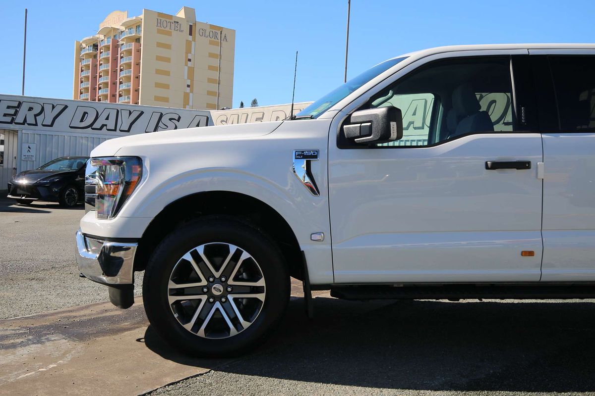 2023 Ford F-150 XLT 4X4 LWB