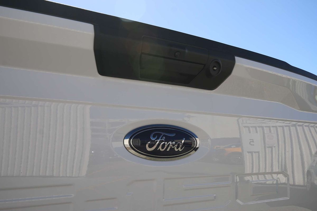 2023 Ford F-150 XLT 4X4 LWB