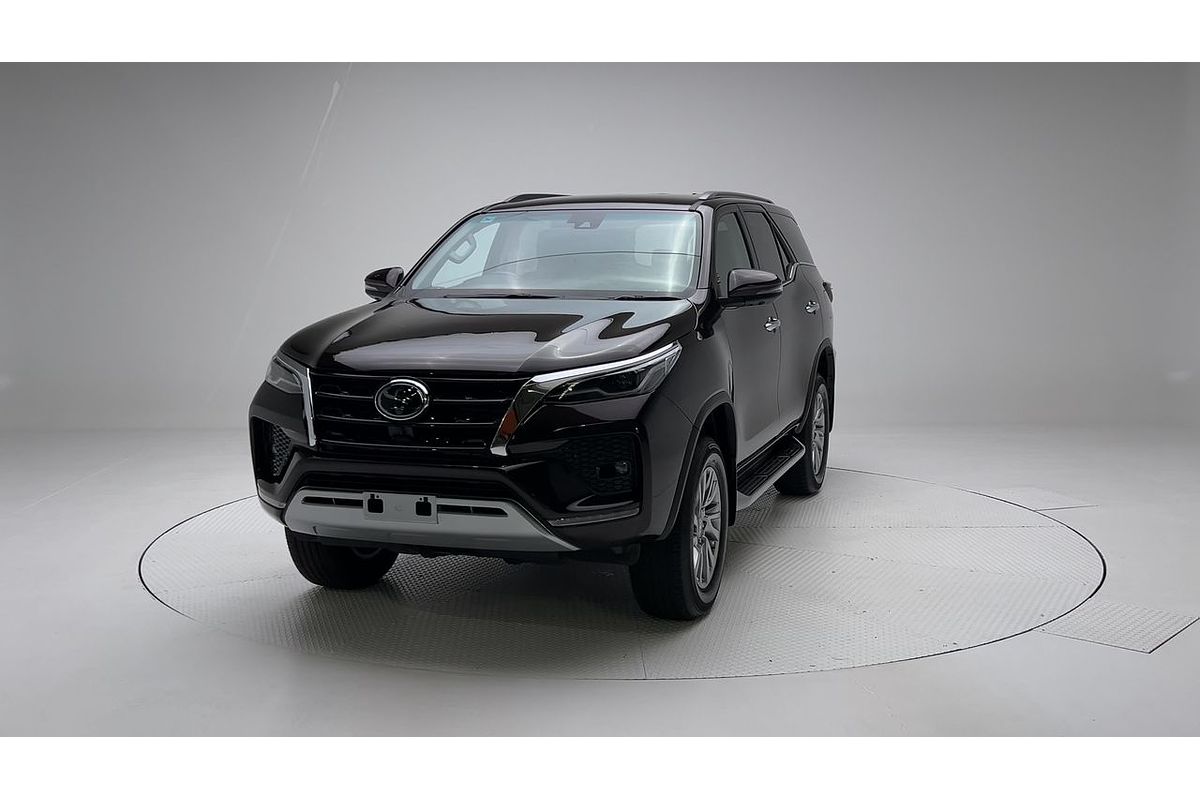 2023 Toyota Fortuner Crusade GUN156R