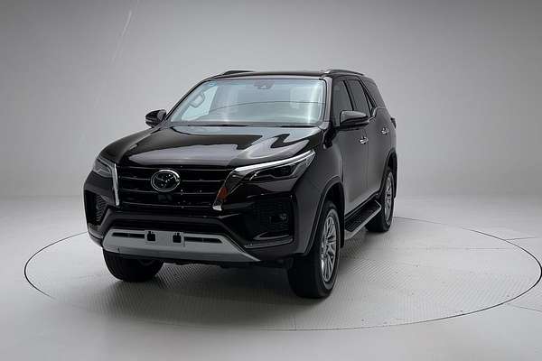 2023 Toyota Fortuner Crusade GUN156R