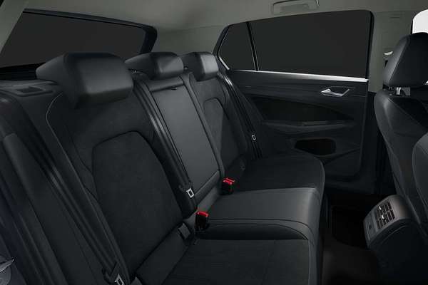 2025 Volkswagen Golf 110TSI Style 8.5