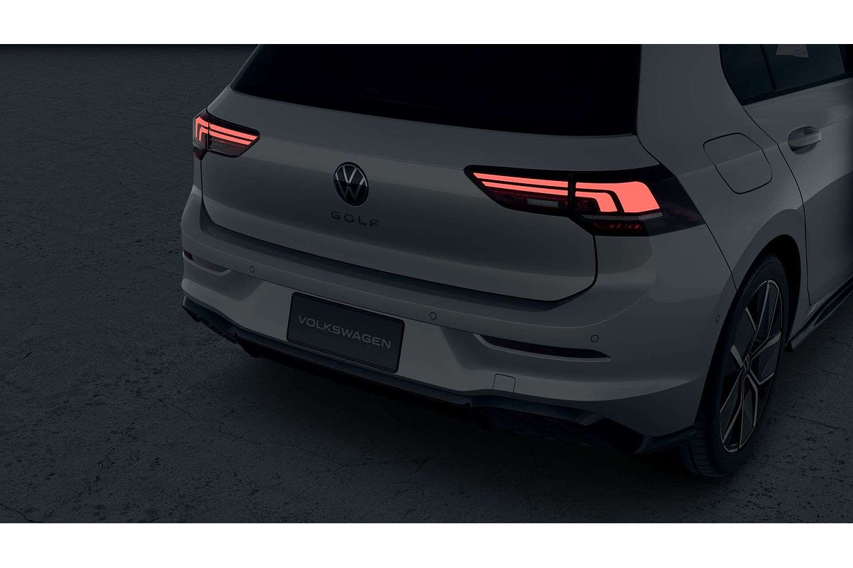 2025 Volkswagen Golf 110TSI R-Line 8.5