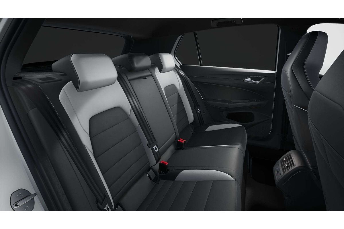 2025 Volkswagen Golf 110TSI R-Line 8.5