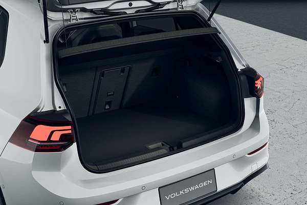 2025 Volkswagen Golf 110TSI R-Line 8.5