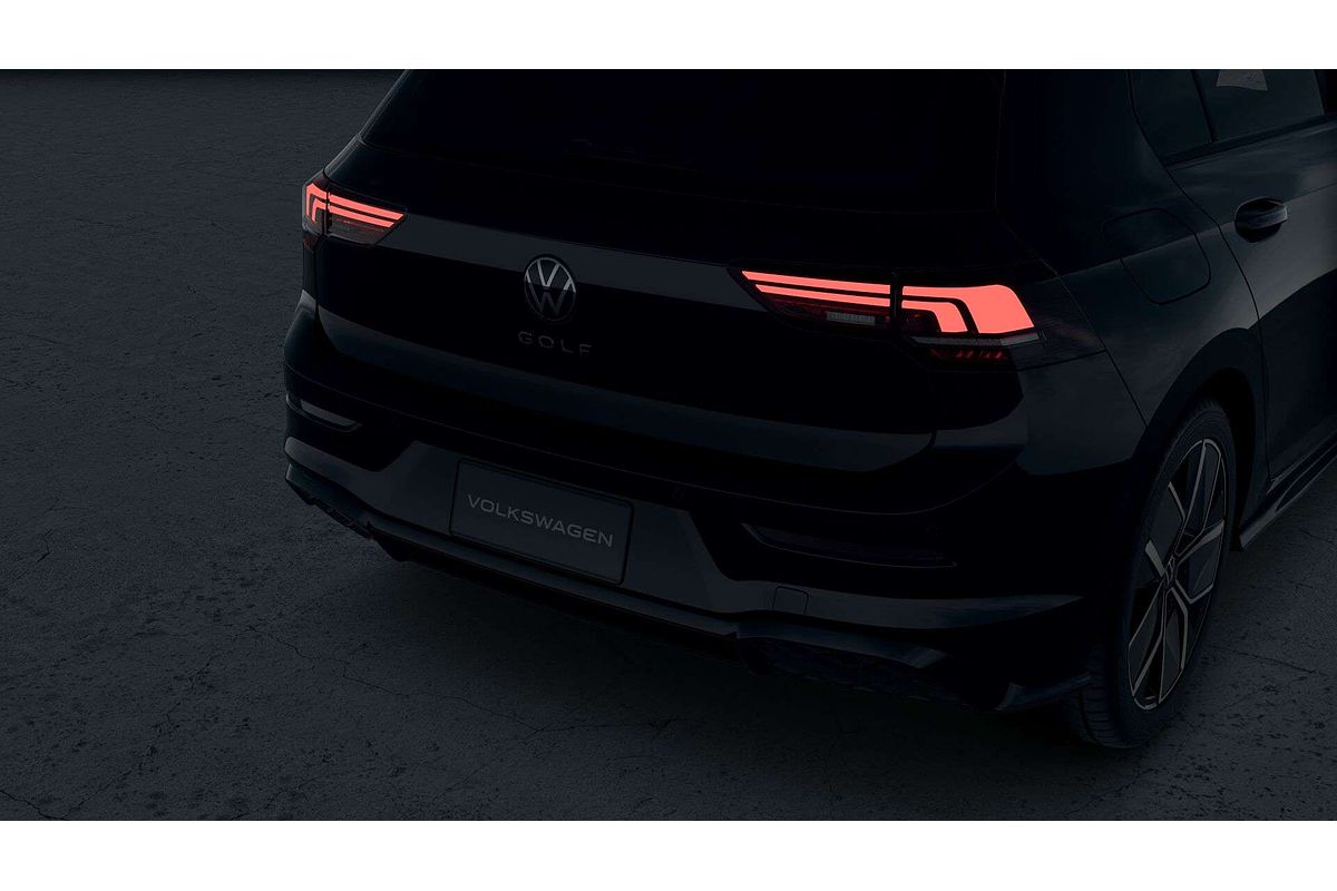 2025 Volkswagen Golf 110TSI R-Line 8.5