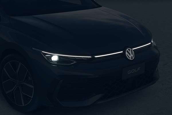 2025 Volkswagen Golf 110TSI R-Line 8.5