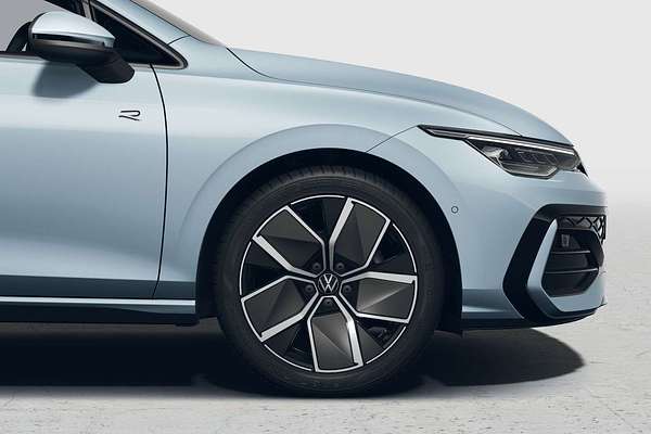 2025 Volkswagen Golf 110TSI R-Line 8.5