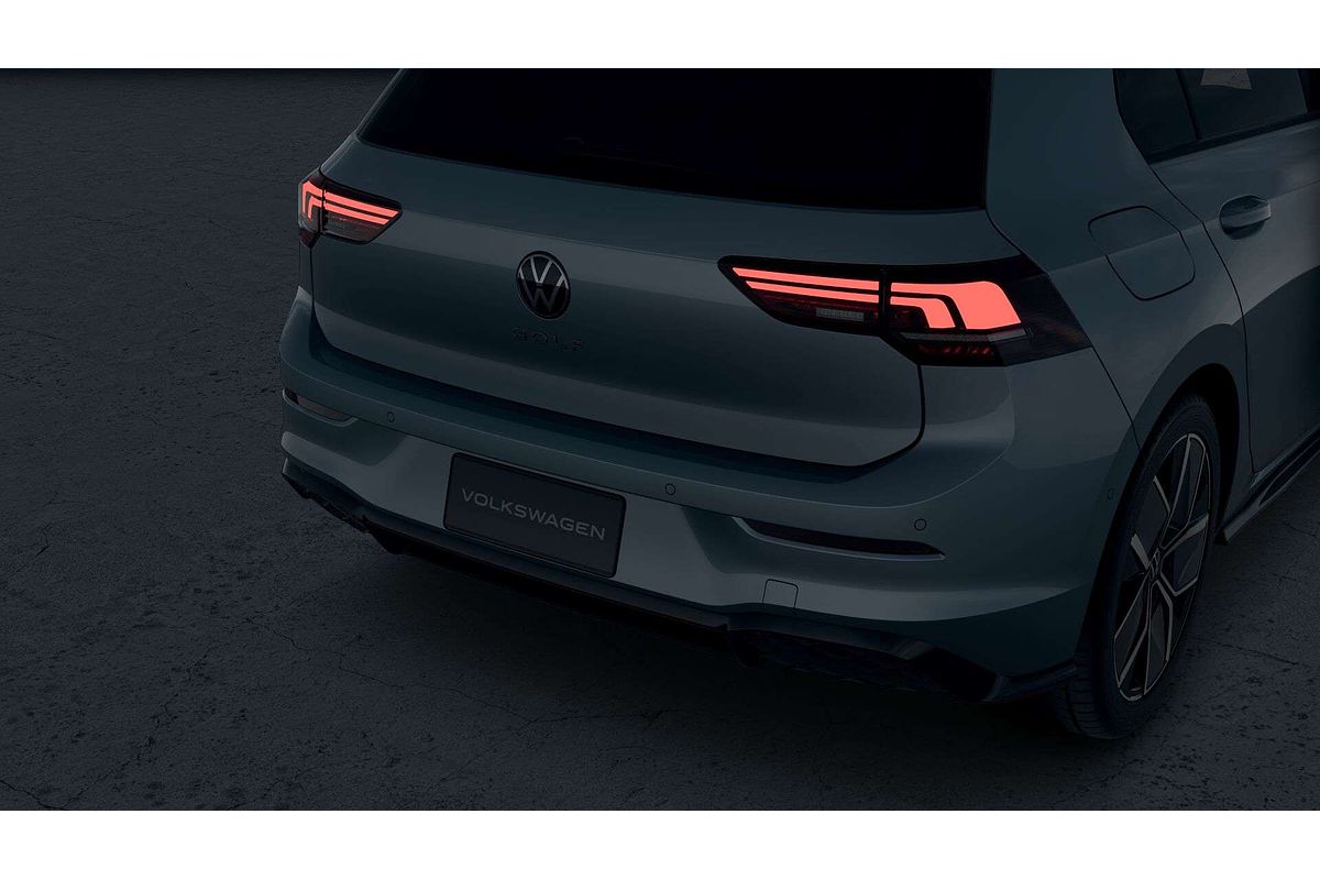 2025 Volkswagen Golf 110TSI R-Line 8.5