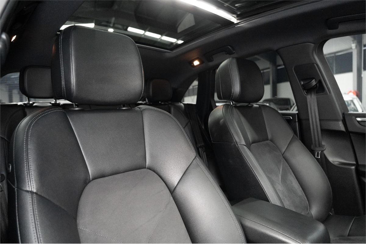 2017 Porsche Macan 95B