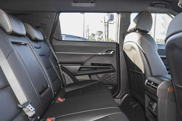 2024 KGM SsangYong Torres Adventure J116