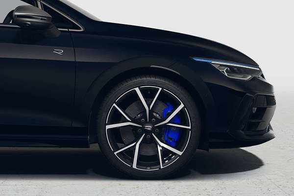2024 Volkswagen Golf R 8