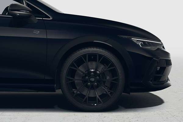 2025 Volkswagen Golf R Black Edition 8.5