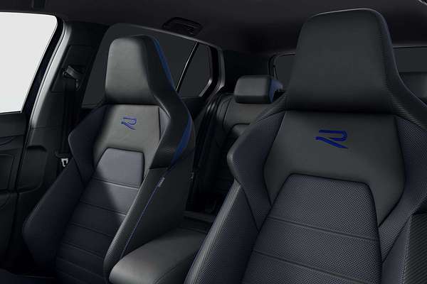 2025 Volkswagen Golf R Black Edition 8.5